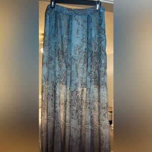 WHBM skirt
